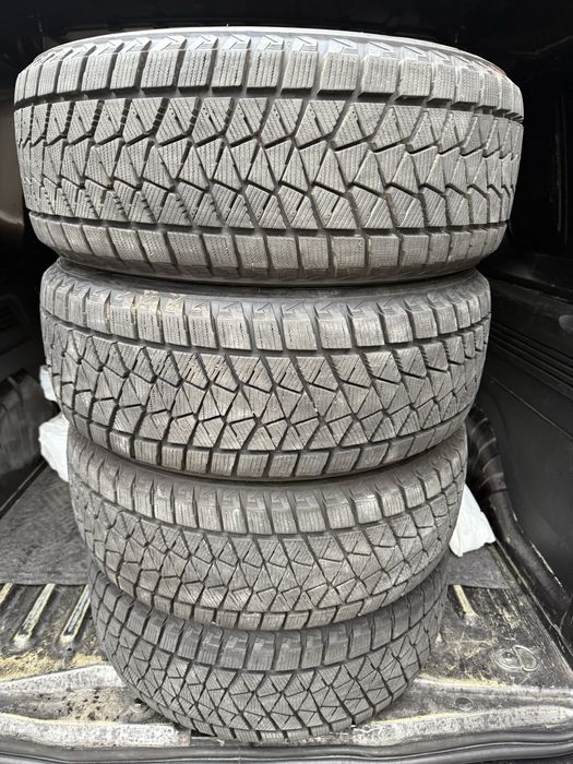 225/55 r17 Bridgestone Blizzak DM-V2 98% Резина зимняя