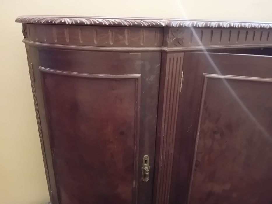 Móvel madeira para restauro