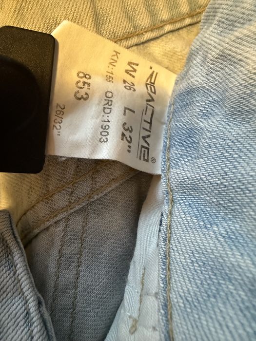 Jasne dzwony Reactive, styl Y2K, rozmiar