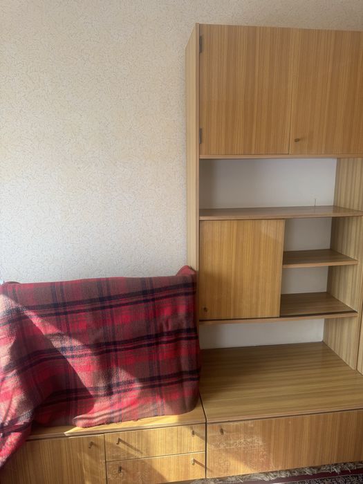 Szafa, meblościanka i komoda na buty
