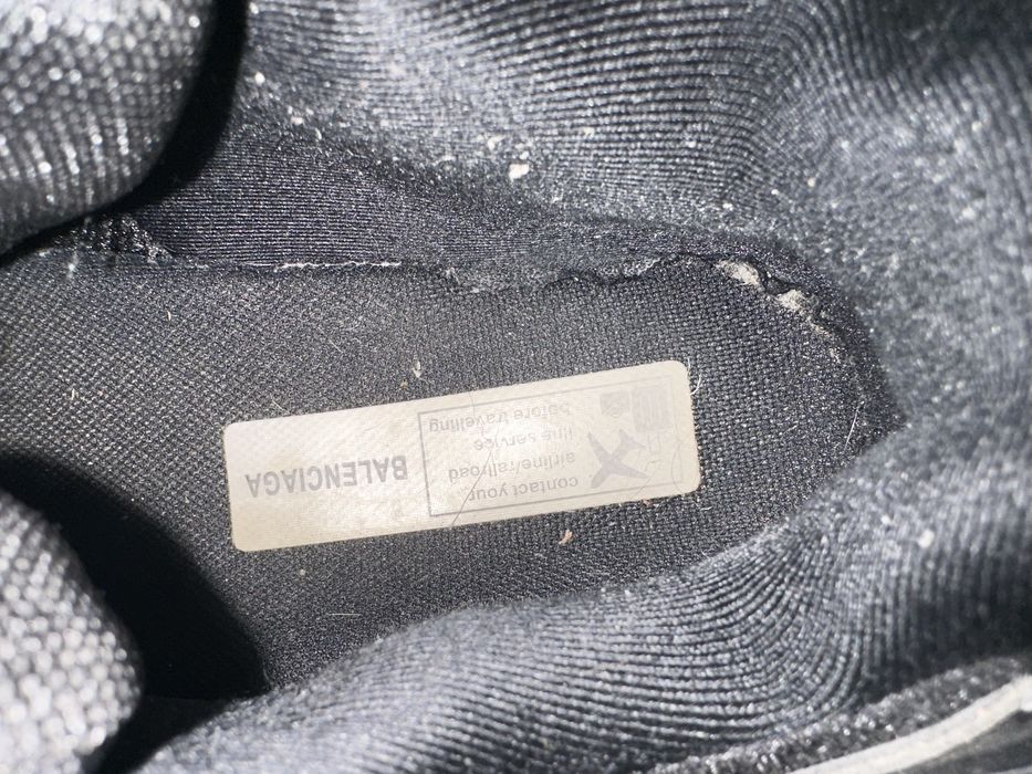 Balenciaga track led