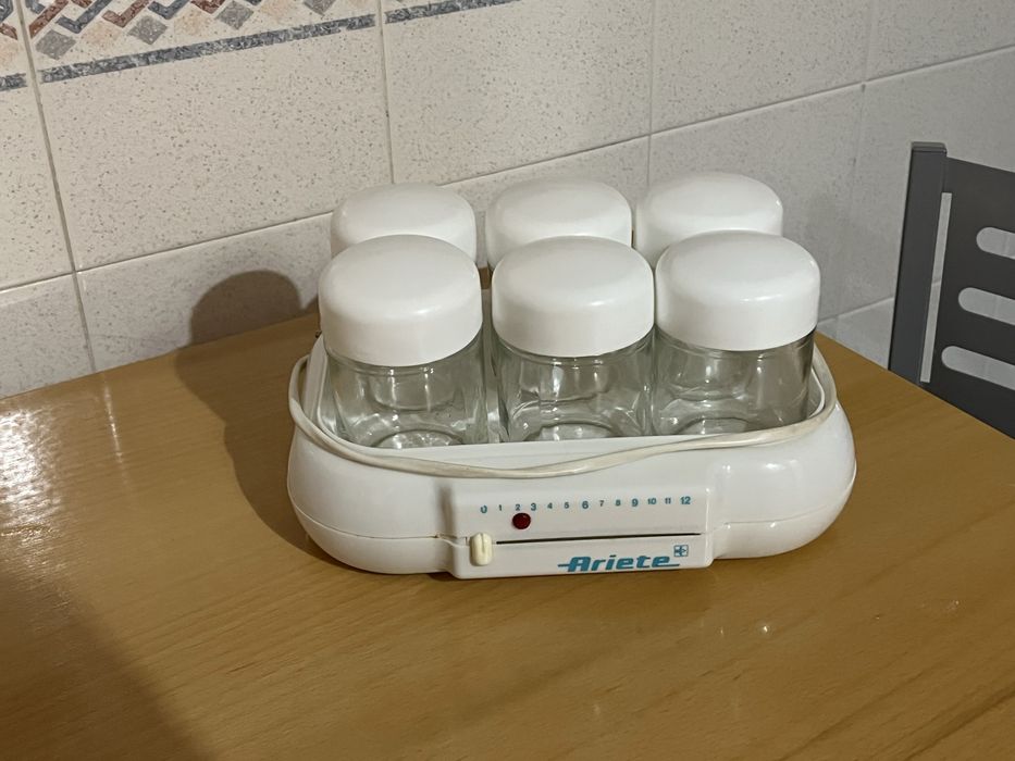 Máquina de Iogurtes Ariete Yogurella