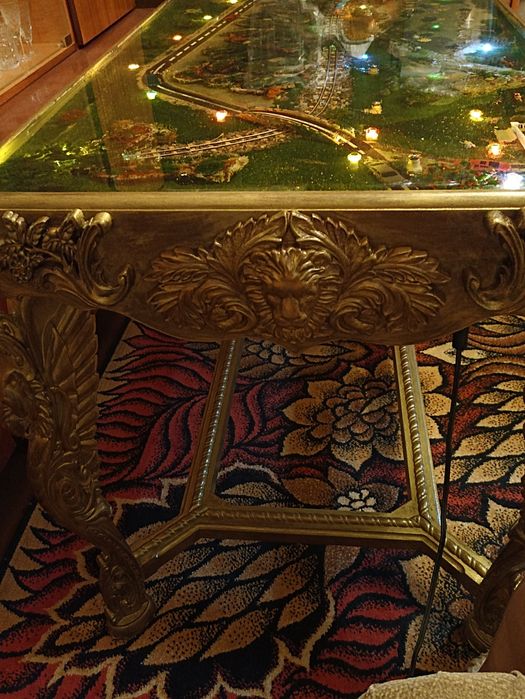 Стол из эпоксидки