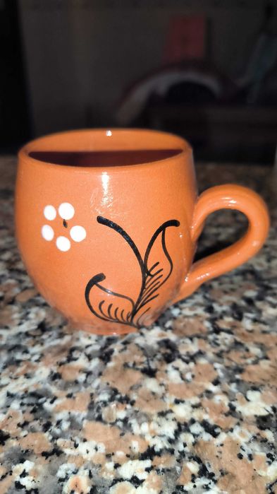 Conjunto de louça tradicional de barro