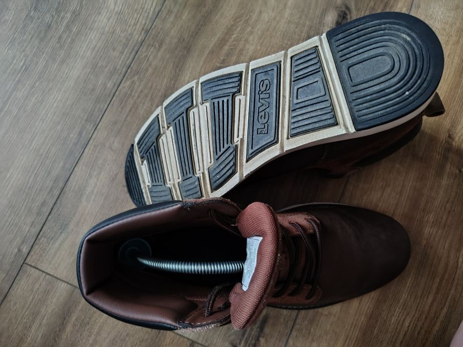 Skórzane buty Levi's