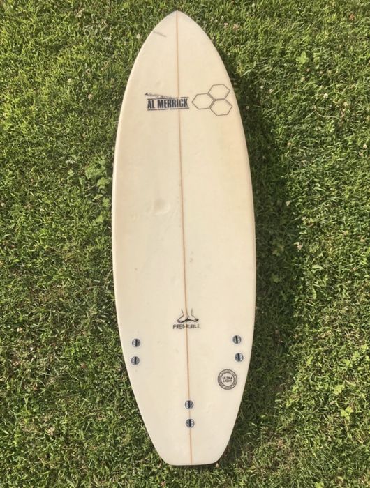 Prancha de surf tamanho 5’9 da Al-Merrick