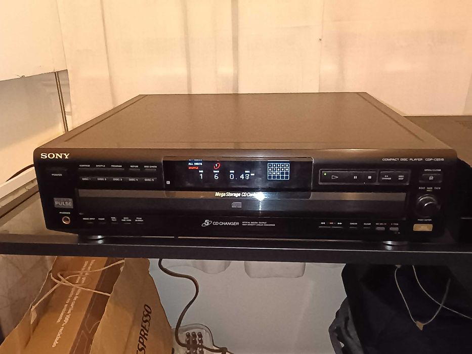 Sony Compaq Disc Player CDP-CE515