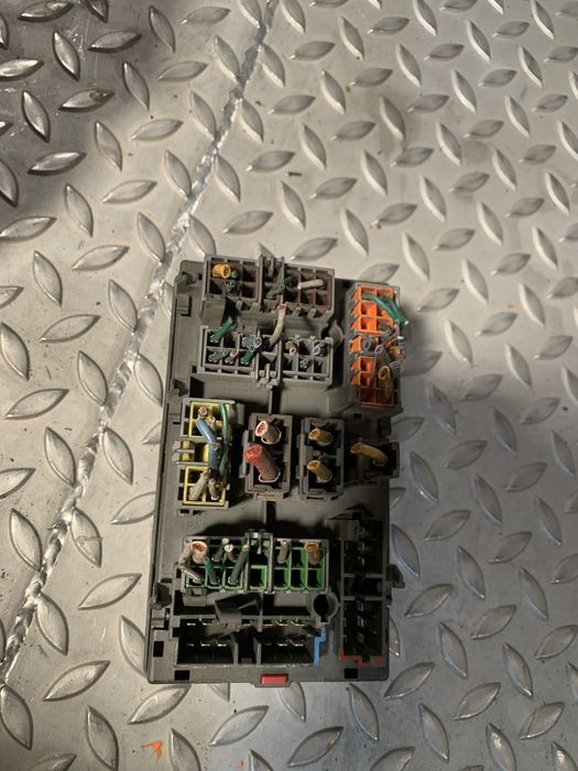 Caixa de fusiveis BSI PSA CITROEN BERLINGO