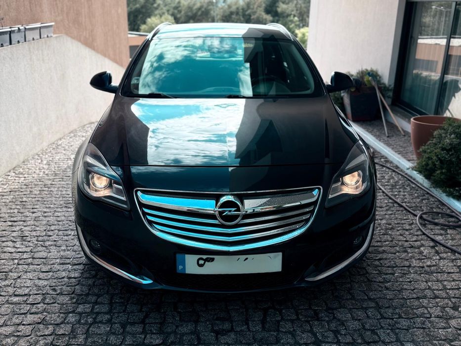 Opel Insígnia SW 2.0 CDTi  2014 
NACIONAL
140CV
2014

Viatura e