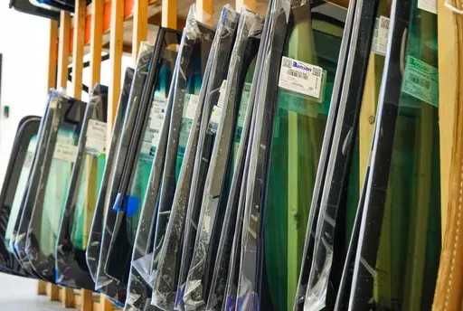 автостекло / продажа / низкие цены / гарантия