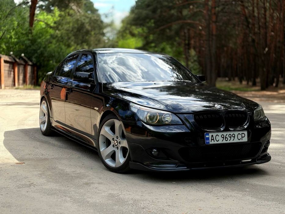 BMW E60 523I
