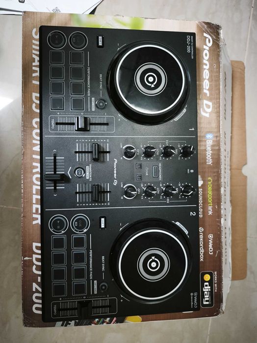 Controlador DJ Pioneer DDJ 200