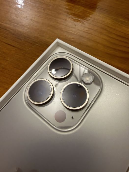 iPhone 15  pro.