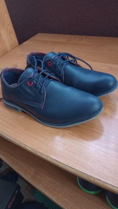 Eleganckie buty ,super stan rozmiar 36