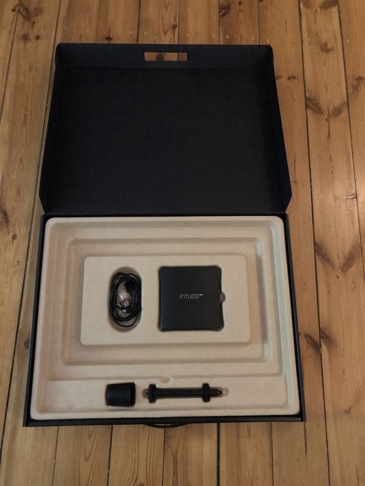 Tablet Wacom PTH-851 (uszkodzony pen)