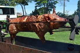 Porco no espeto SALOIO