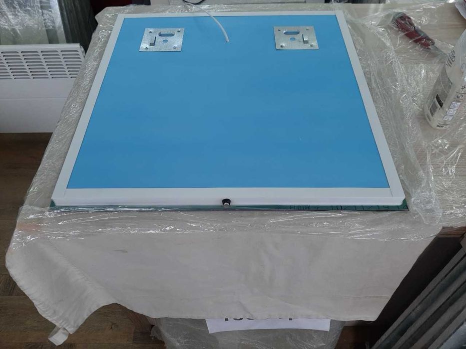 Влагостойкое зеркало с LED подсветкой. Дзеркало з підсвіткою.