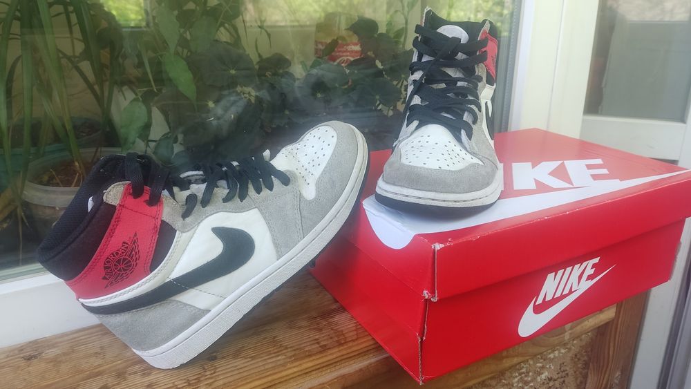Продам кроссовки Nike Air Jordan