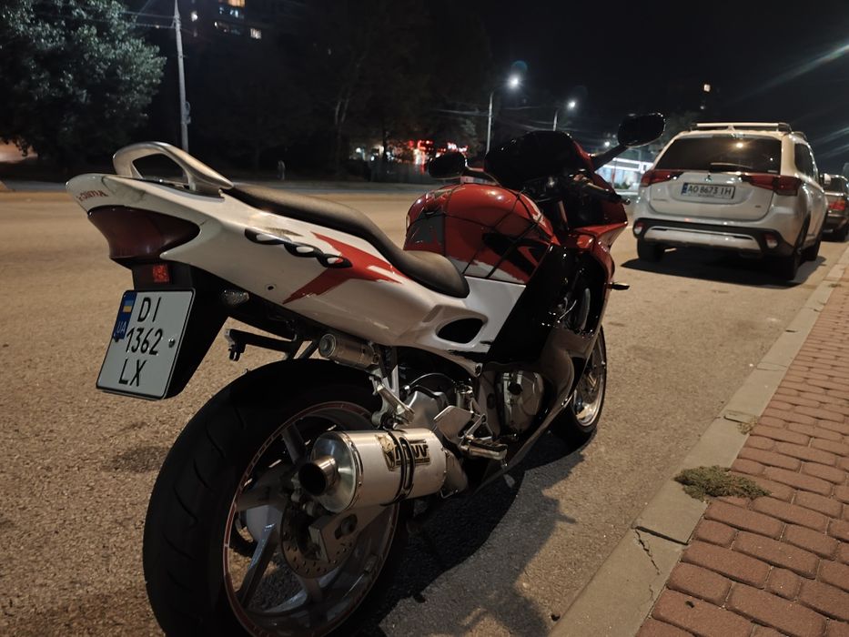 Продам Honda CBR 600F с переоформлением