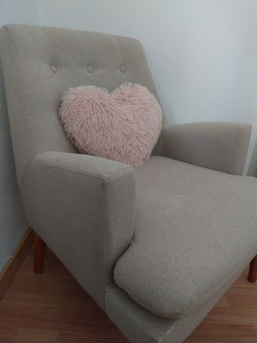Poltrona/Sofá  em beje