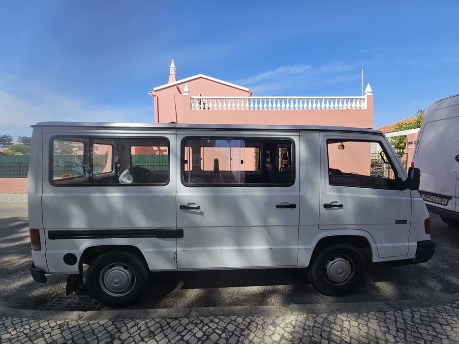 Mercedes-Benz Mb100 9 lugares ** 95.000km reais**