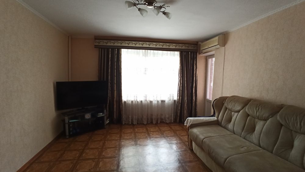 Продам 2к. квартиру в центре с газовым автономным отоплением.