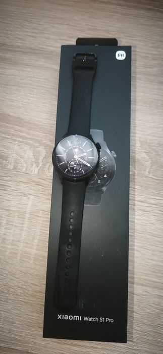 Продам смартгодинник  Xiaomi Watch S1 Pro