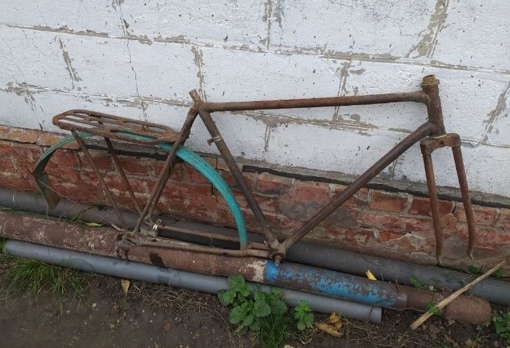 Продам велосипед на запчасти