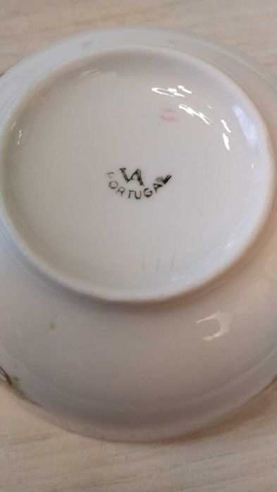 Taça infantil de porcelana Vista Alegre