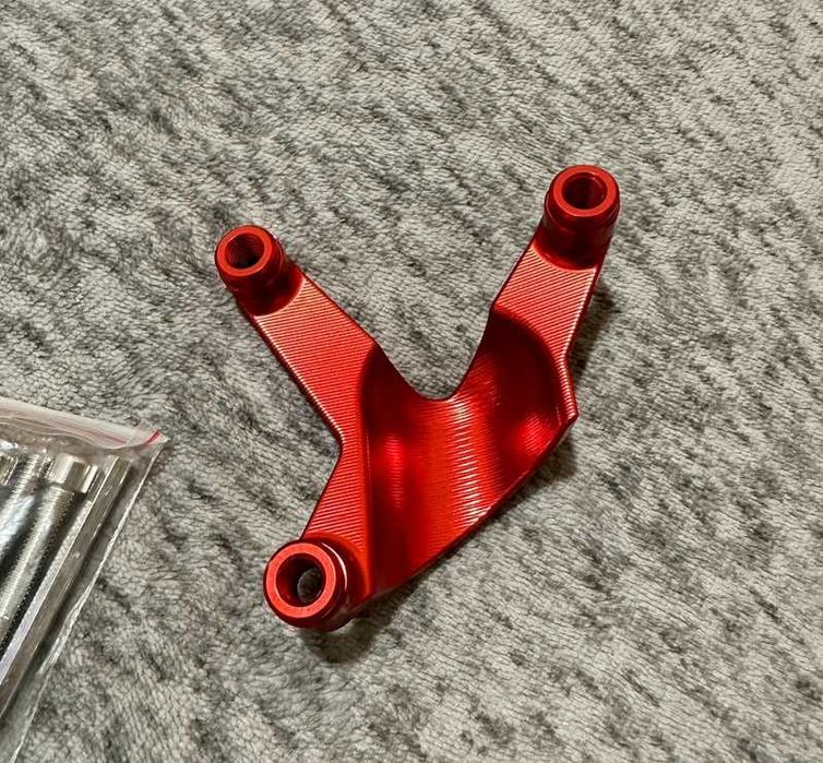 Osłona pompy wody CNC Ducati