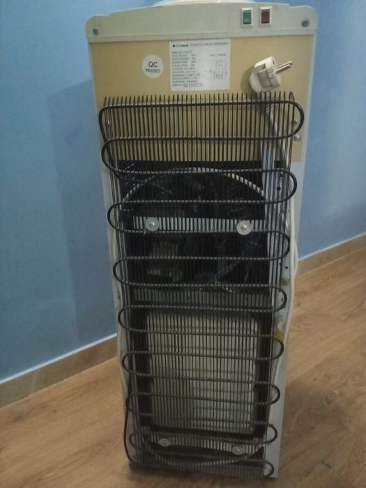 Кулер для воды CRYSTAL напольный