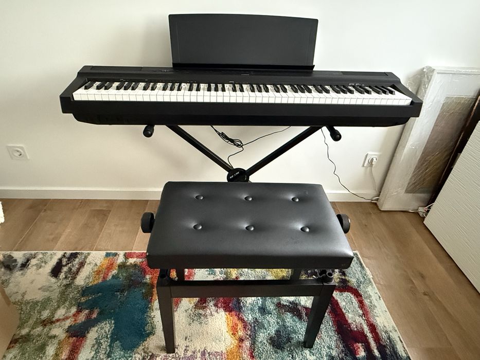 Piano Digital Yamaha P-125 – como novo