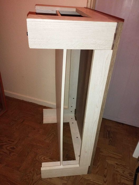 Mesa de Sala em madeira