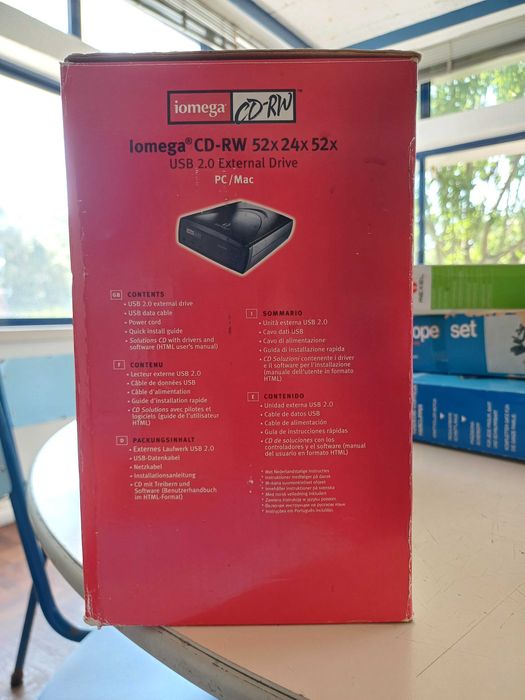Unidade externa IOMEGA CD-RW 52× 24×52