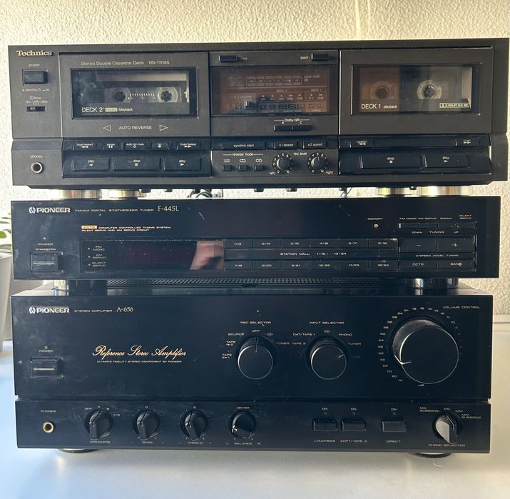 Vendo colunas, decker e rádio