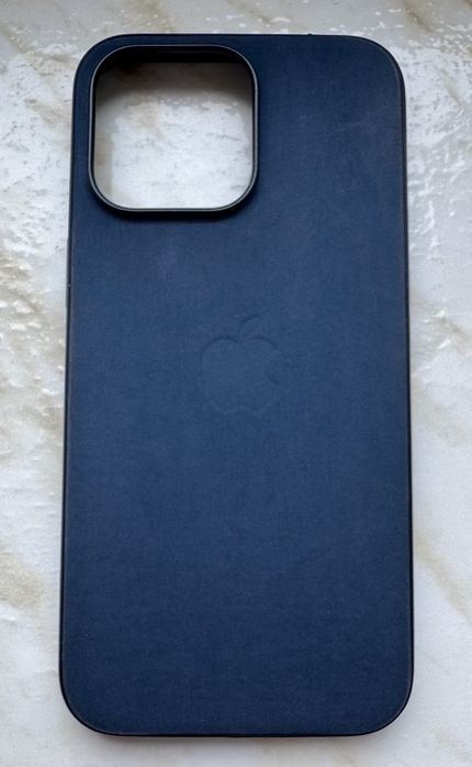 Оригинальный чехол на айфон 15 про макс.