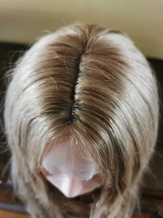 peruka z naturalnych włosów 50 cm pół lace front T blond nowa