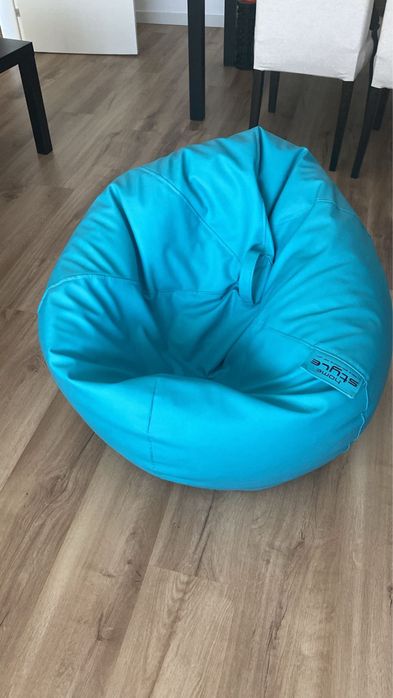 Puff pêra em napa azul turqueza 110cm