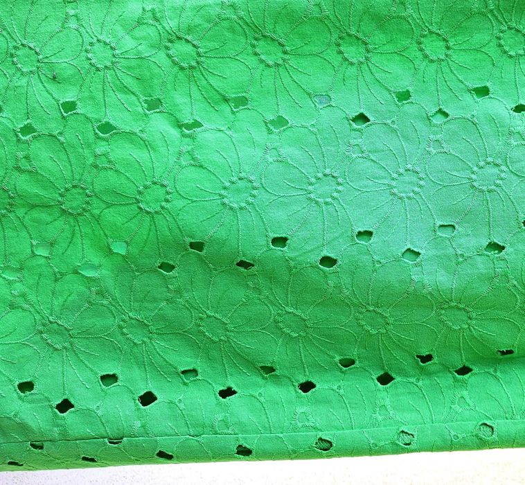 Bawełniana zielona haftowana spódnica ASOS Design