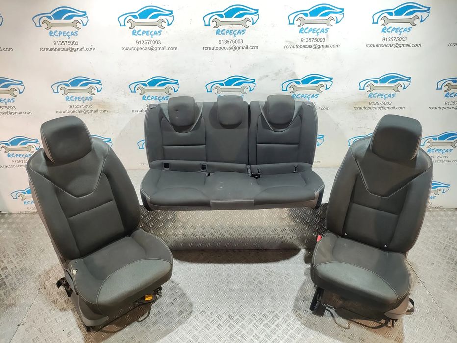 Conjunto Bancos Tecido Renault Clio IV 4