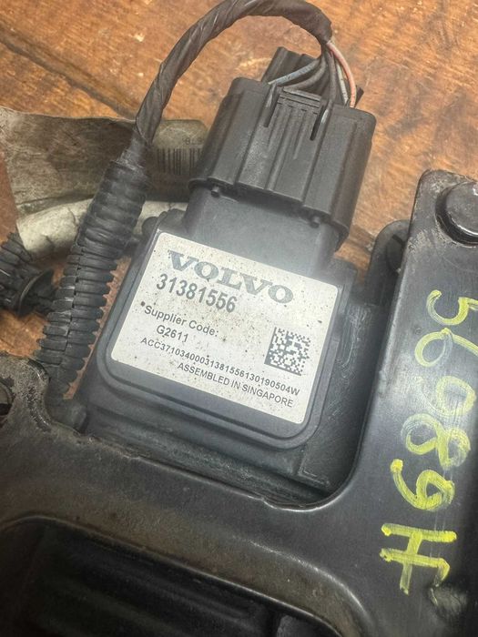 Radar aktywnego tempomatu DISTRONIC Volvo XC60 I 08-13
