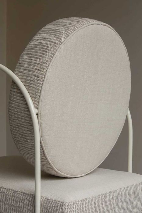 Cadeirão de Design em tecido