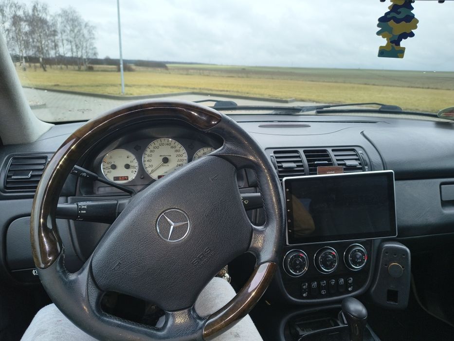 Mercedes ml w163 55 amg