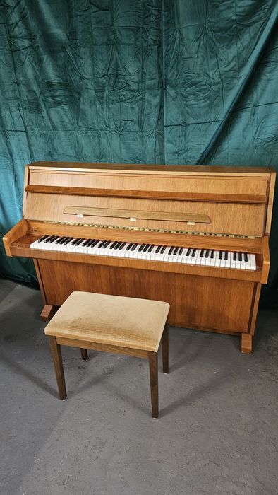 Komis, renowacja i strojenie instrumentów muzycznych