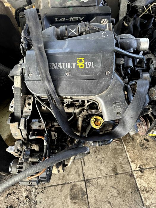 Двигун мотор Renault 1.9 DCI F9K F9Q F9A F9 trafik vivaro laguna megan
