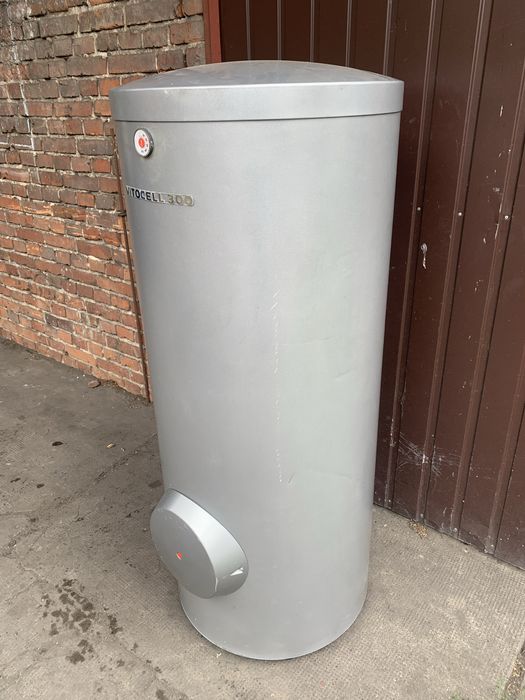 Bojler Nierdzewny Viessmann 200l z Rewizją, Grzałka