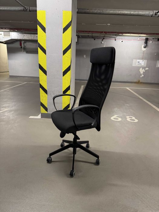 Fotel biurowy IKEA MARKUS materiałowy