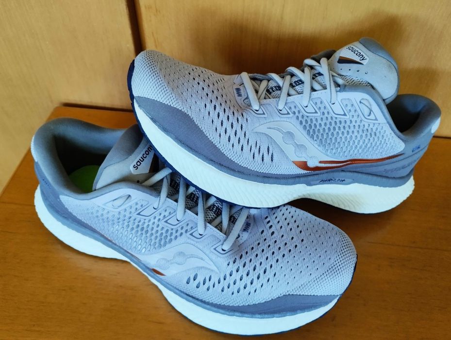 Кроссовки Soucony p40(26см),оригинал