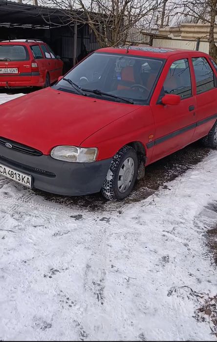 срочно недорого Ford escort с газом
