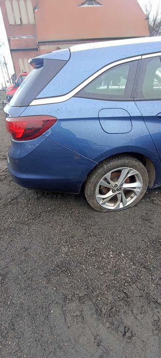 drzwi opel astra k kombi lak Z22S